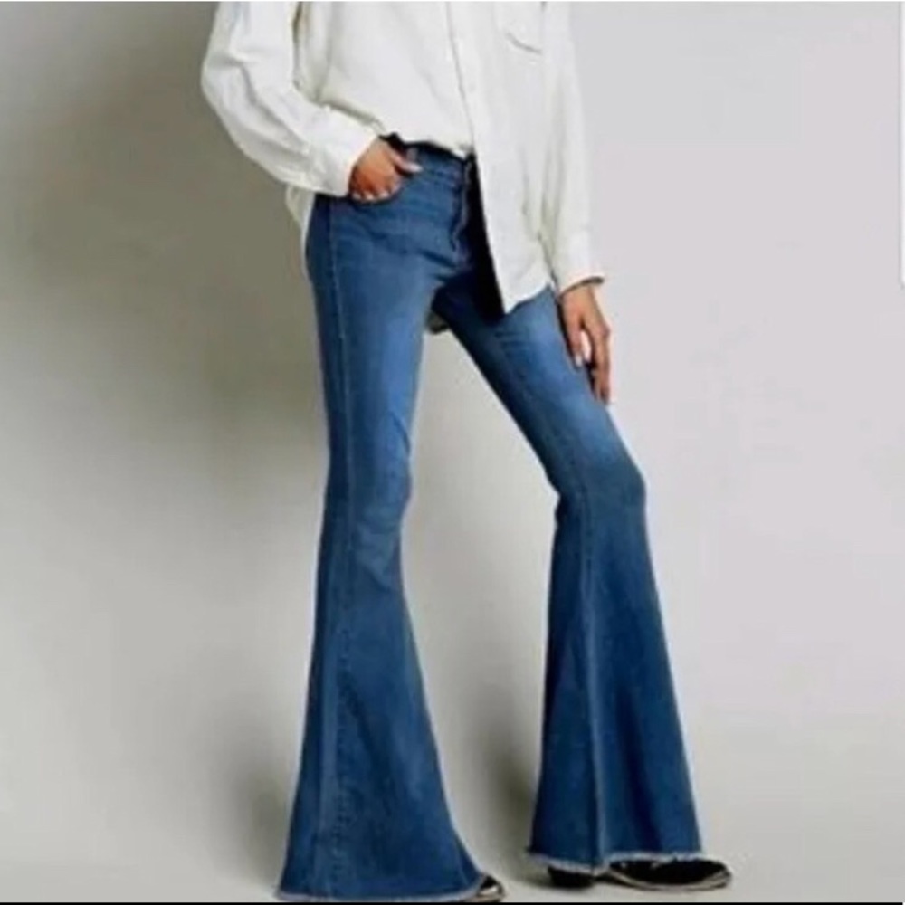 AC for AG Wide Leg Raw Hem Jeans